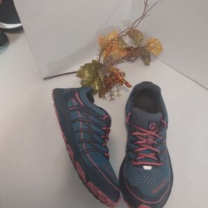 Merrell Women's Blue and Pink Shoes
